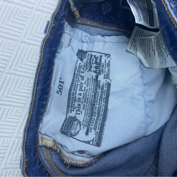 Women’s Straight Leg Boot Cut Mid Wasted 501 Levi Jeans Sz 28 L32 - Picture 7 of 7